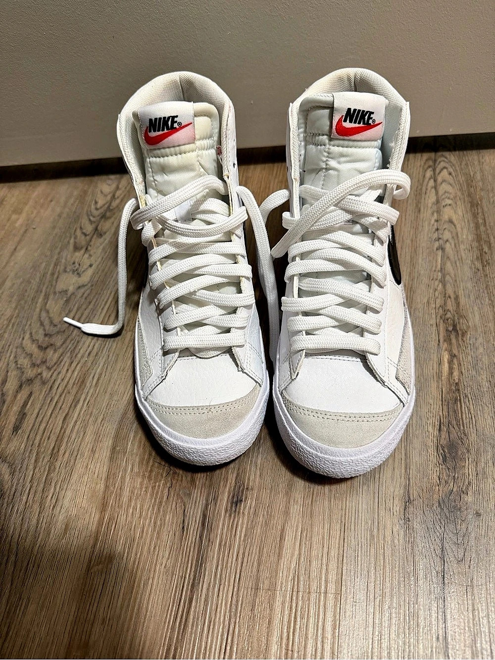 Nike Blazer Mid '77 Vintage High Top Sneakers White & Black